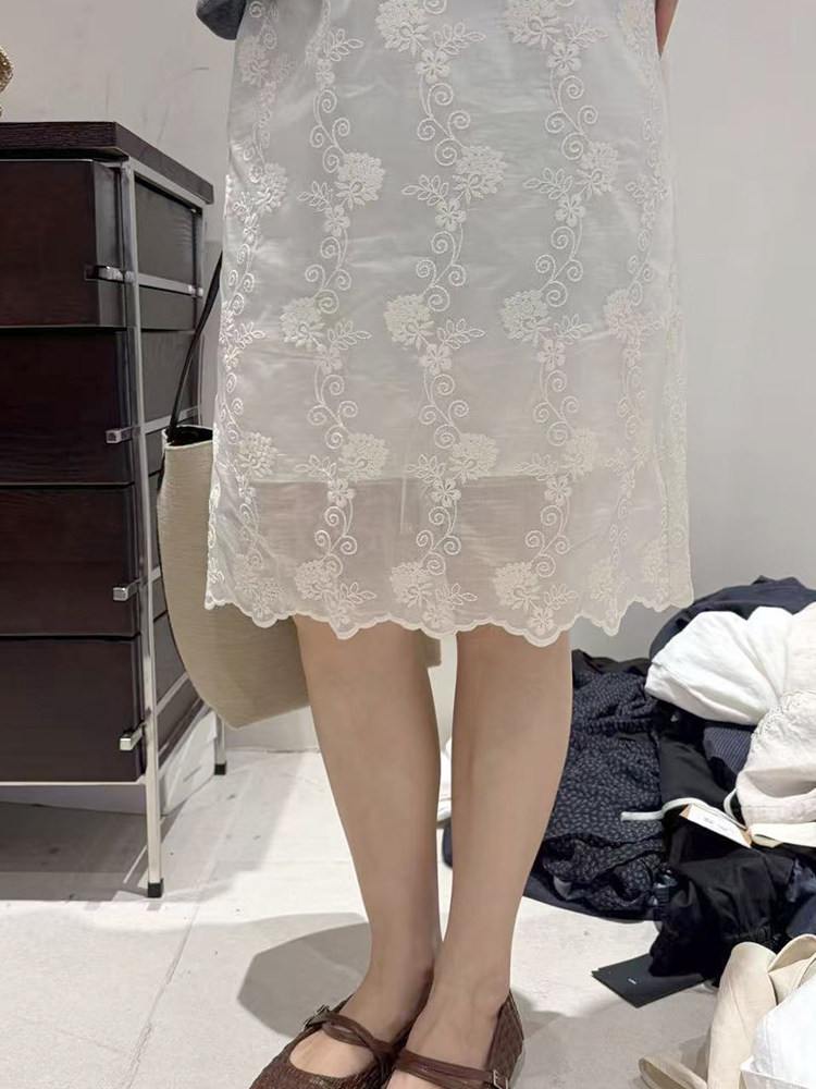 Rok Kasual Bordir Gaya Korea U - Embroidery Skirt ulasan dan harga