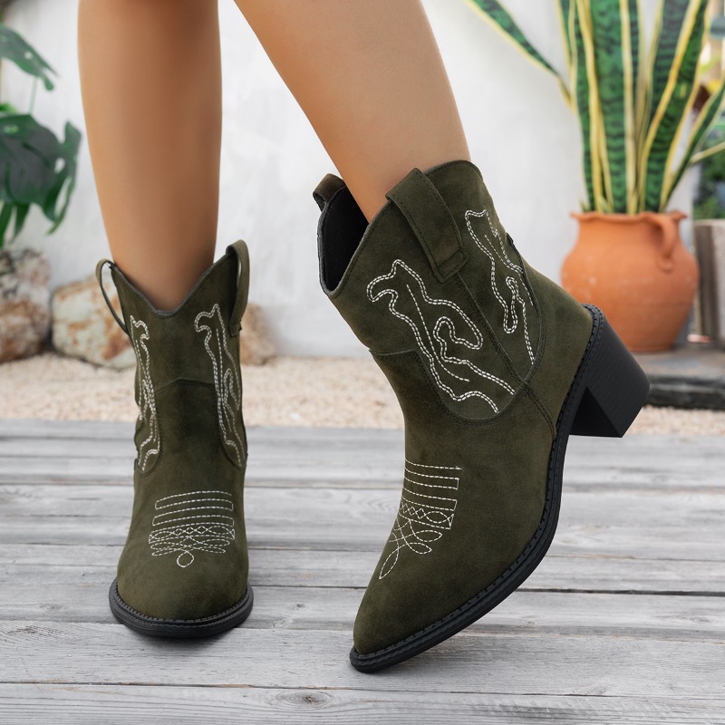 Sepatu Boots Wanita Setengah B - Embroidery Design ulasan dan harga
