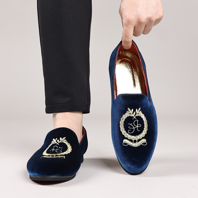 Sepatu Kasual Bordir Kulit Sue - Embroidery On Leather ulasan dan harga
