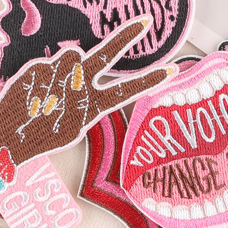 Besi Pada Patch Pink Perempuan - Embroidery Lips ulasan dan harga