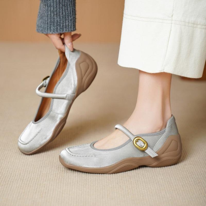 Sepatu Mary Jane Wanita, Desai - Embroidery Design ulasan dan harga