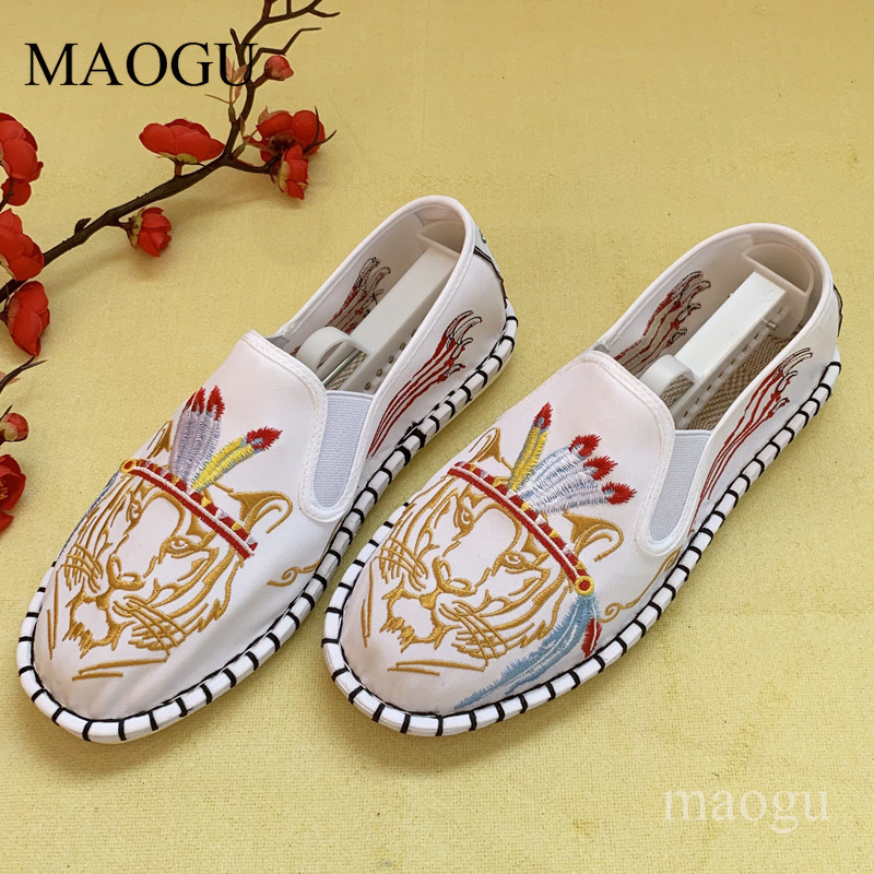 Sepatu Slip-On Bordir Gaya Cin - Embroidery Design ulasan dan harga