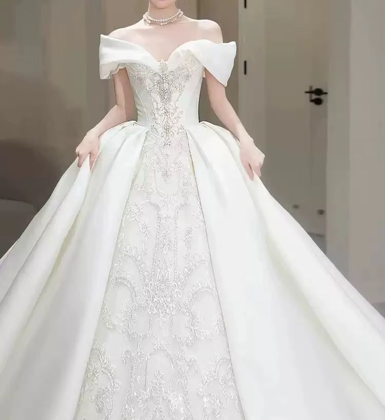 Gaun Pengantin Chic Off Should - Embroidery Skirt ulasan dan harga